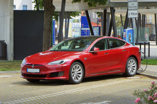 -Tesla特斯拉汽車借款-590優質當舖聯盟,當舖,台北當鋪,新北市當舖,高雄當舖,台北汽車借款,新北市汽車借款,高雄汽車借款,南港,松山,士林,大同,板橋,樹林,土城,三重,蘆洲,左營,三民,苓雅,台北,新北,高雄,地區民眾,汽車借款需求,歡迎來電